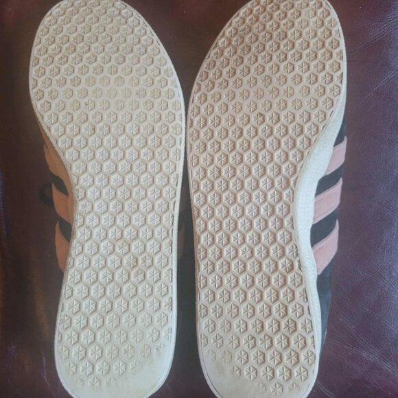 Adidas Originals Gazelle Men's Athletic Shoe Suede Sneaker Trainers - Pink/Black - Picture 6 of 6